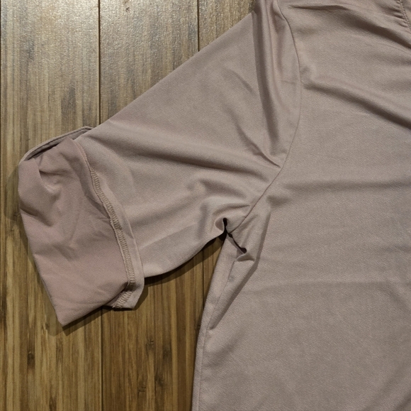 NWT Larry Levine Pink Button-Down Top - Picture 3 of 7